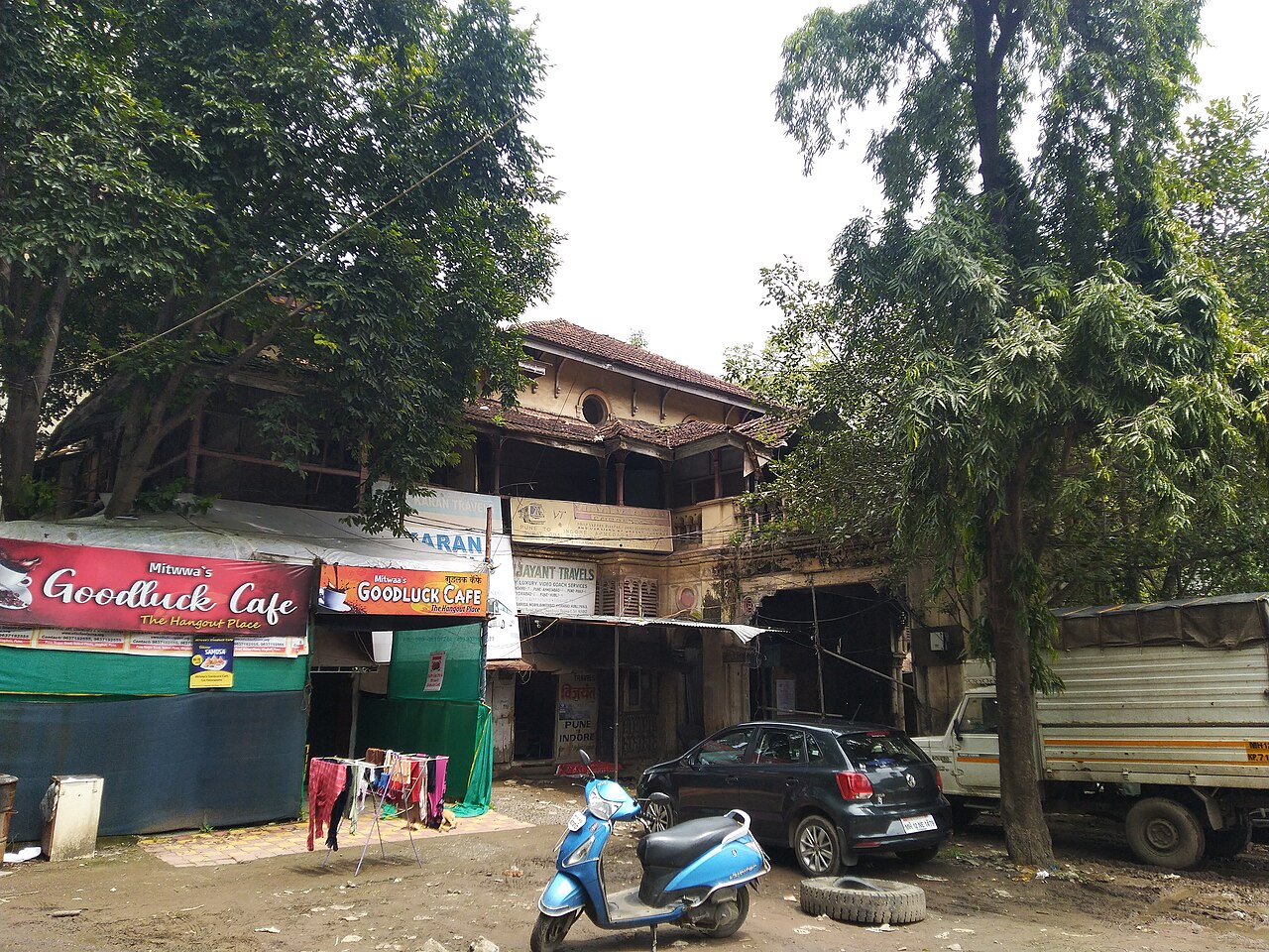 Mobo's Hotel