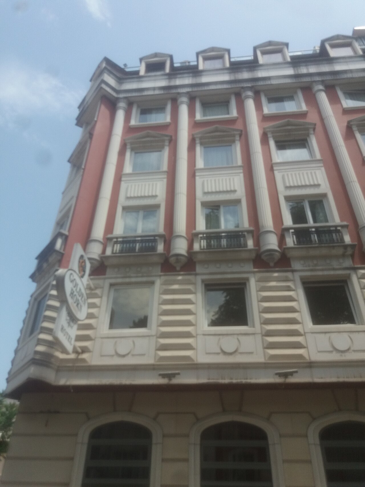Golden Horn Hotel