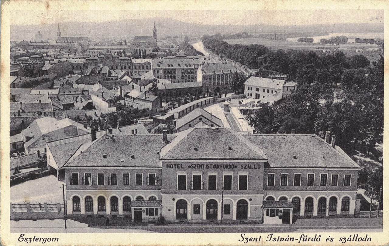 Bath Hotel, Esztergom